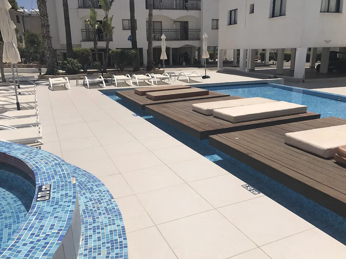 Apartment In أيا نابا